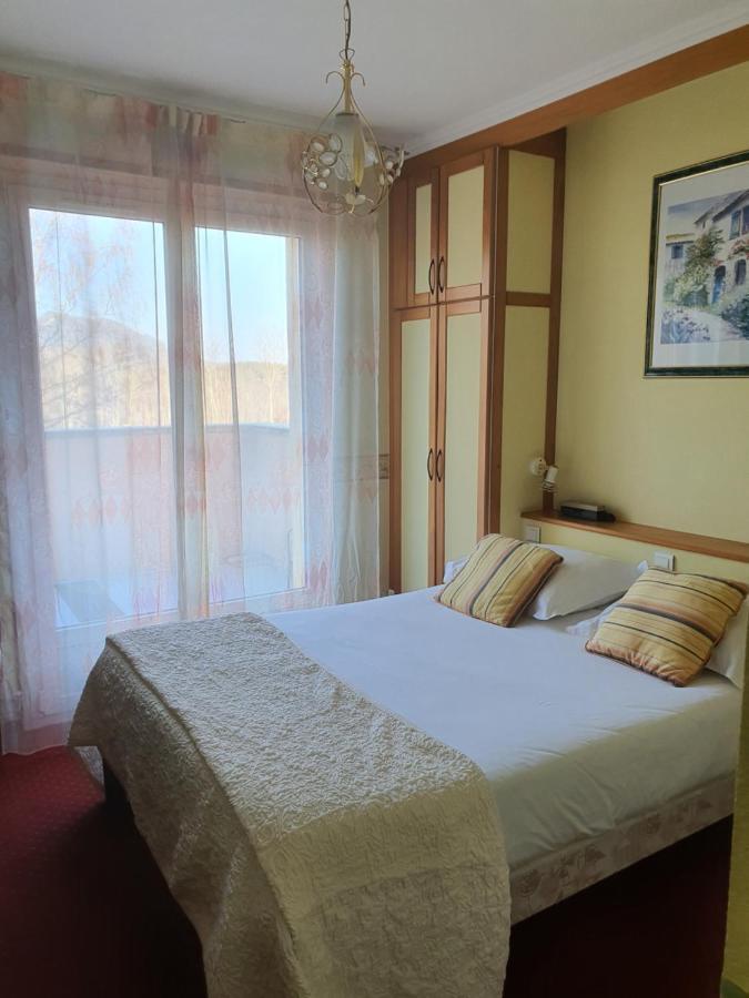 Hotel L'Oree Des Roches Saales Esterno foto